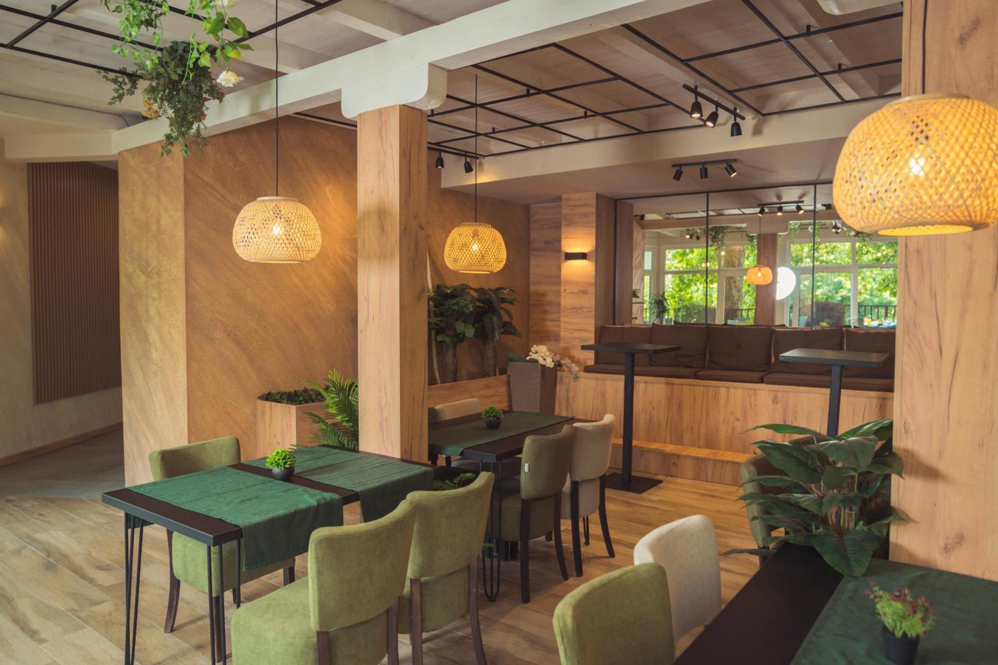 Hotel Tazz - River Front Oasis Collection บีฮัช ภายนอก รูปภาพ