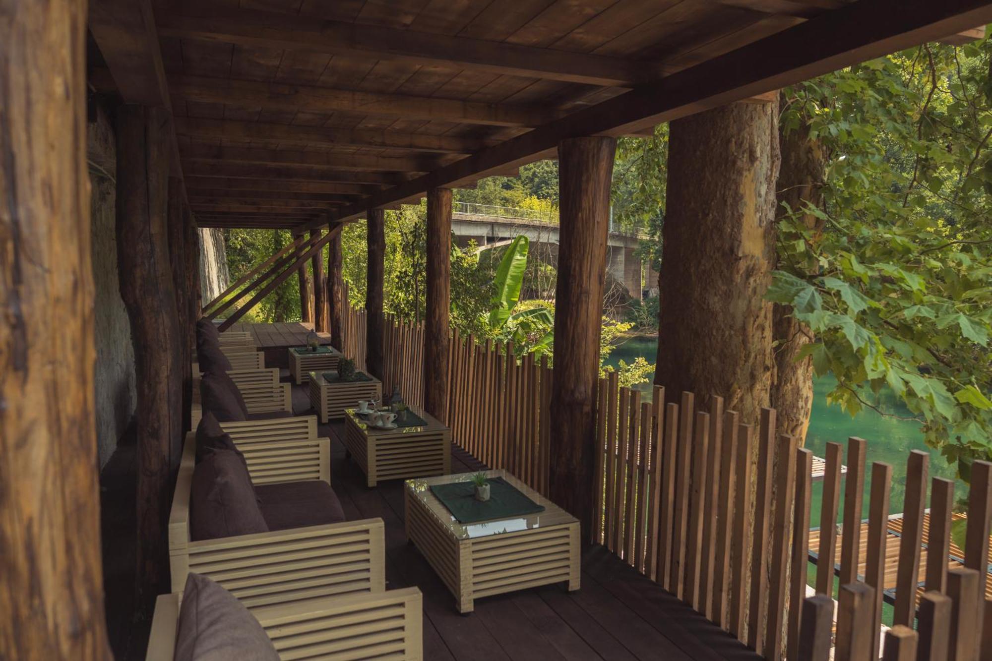 Hotel Tazz - River Front Oasis Collection บีฮัช ภายนอก รูปภาพ