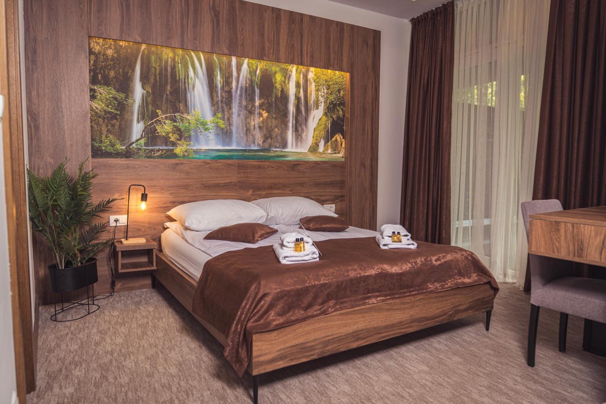 Hotel Tazz - River Front Oasis Collection บีฮัช ภายนอก รูปภาพ